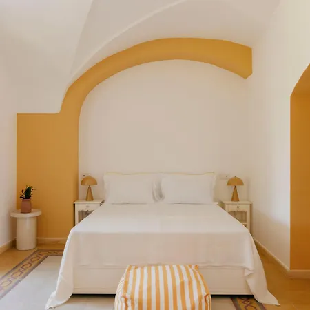 Gloria Guest house 4*